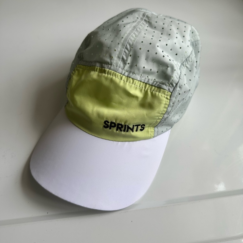 Sprints Perforated Cap in Yellow and White